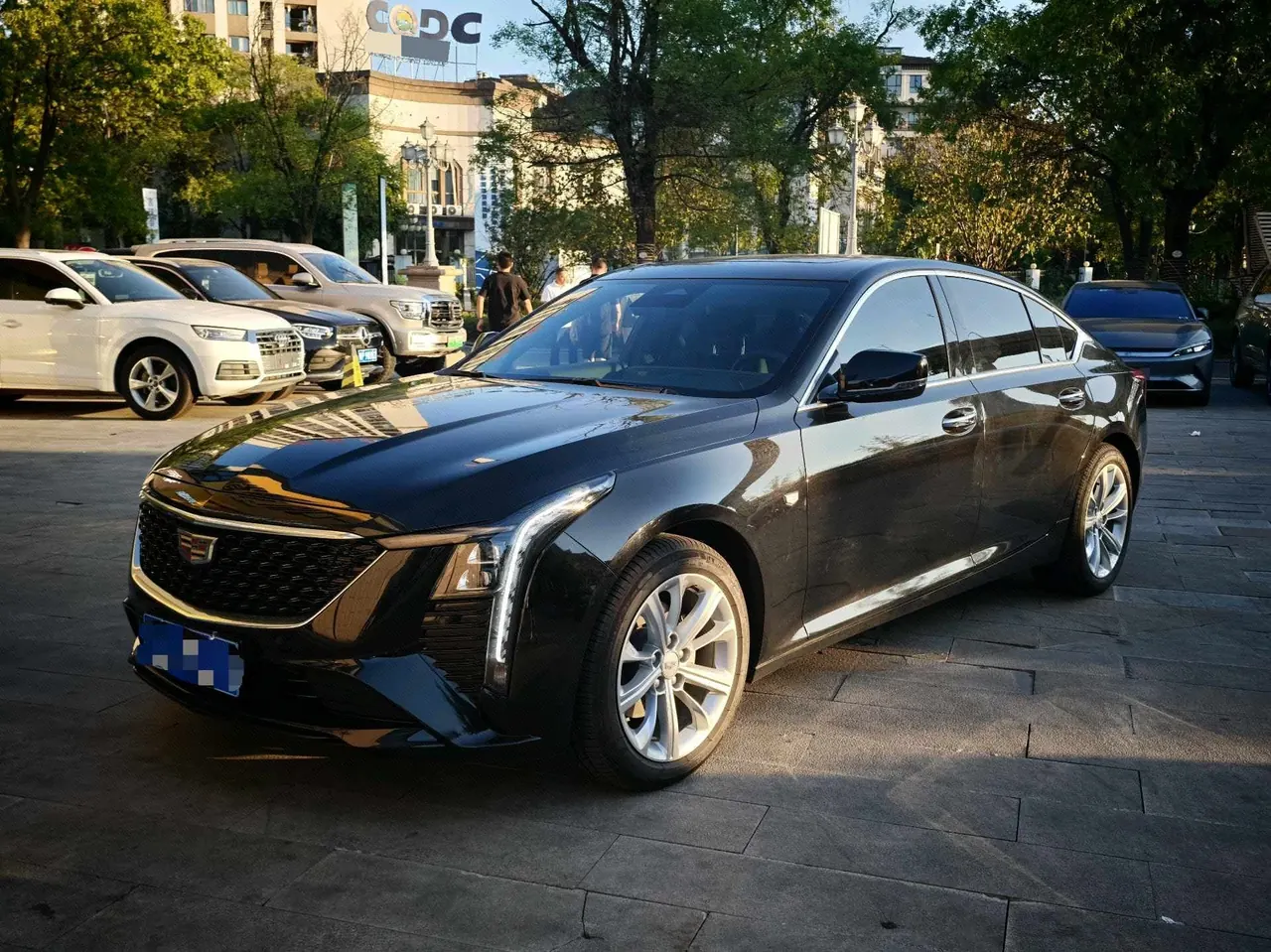Cadillac 2024 CT5 2.0T 28T Luxury Pro Auto - View 1