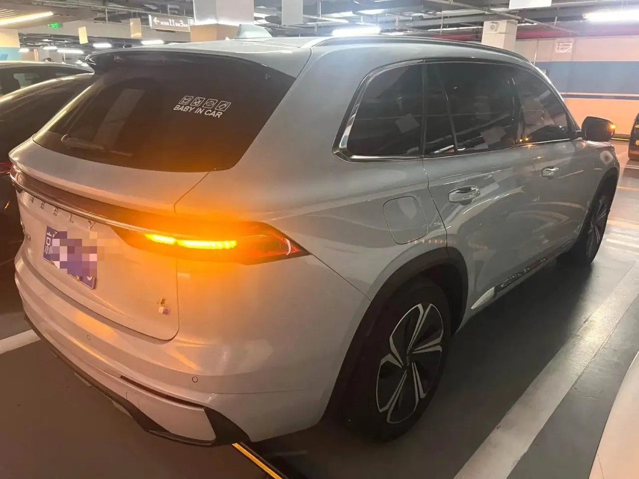 Geely 2022 XingyueL (Monjaro) Raytheon Hi · X 1.5T Hybrid Super Auto 5