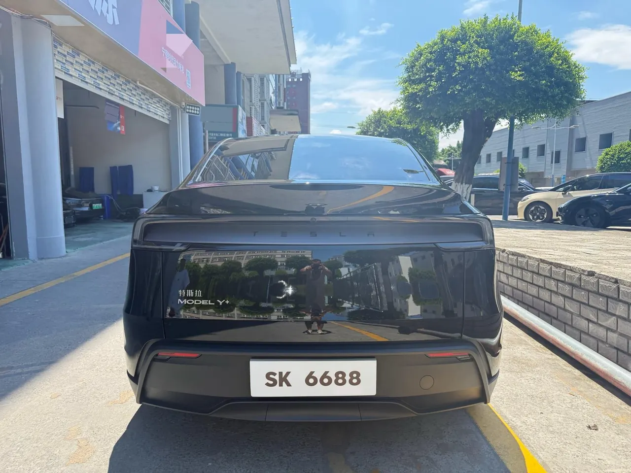 Tesla 2026 Model Y long endurance all-wheel drive version automatic transmission 6