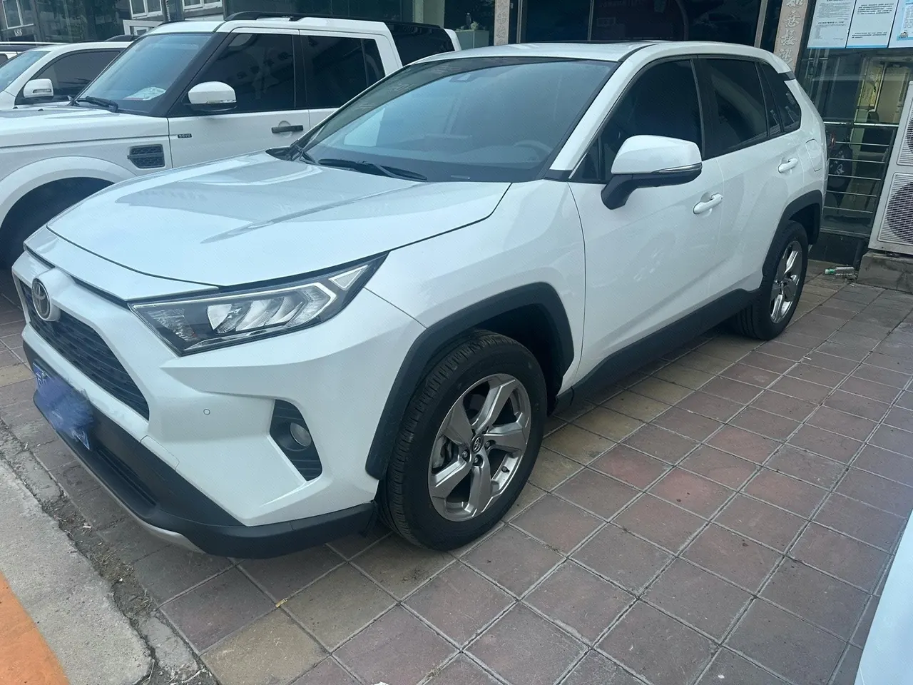 Toyota 2022 RAV4 Rongbo 2.0 Stepless Two-Drive Fashion Plus Edition Automatic Gear - View 1