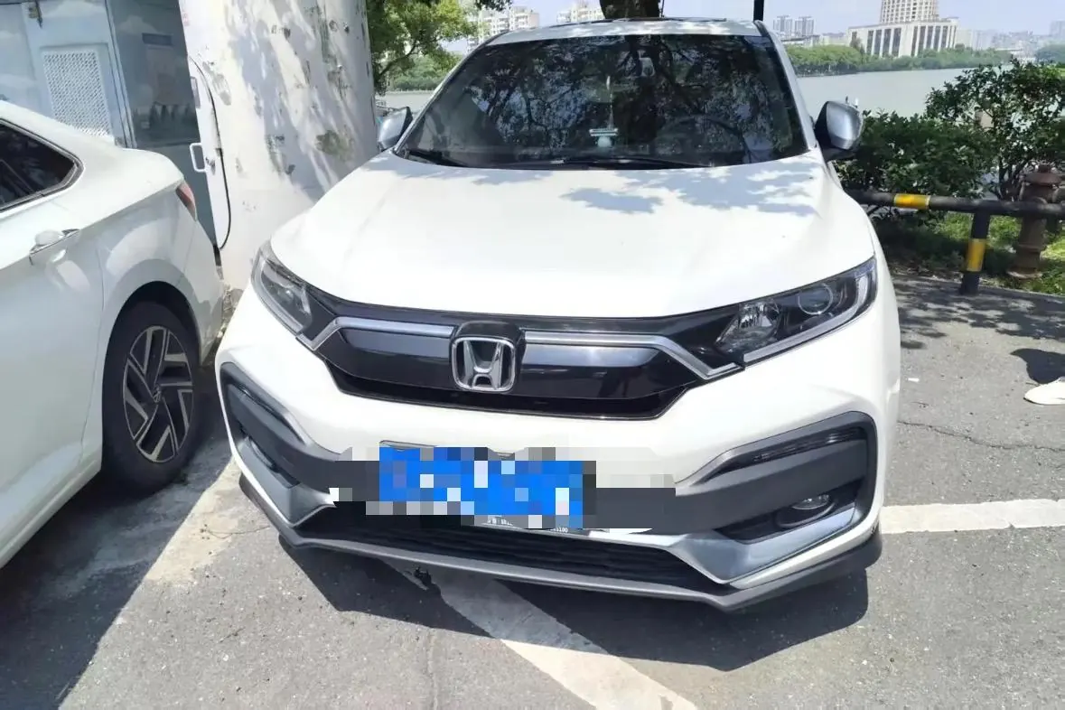 Honda 2021 XR-V 1.5T Stepless 220TURBO Comfort Edition Automatic Gear 2