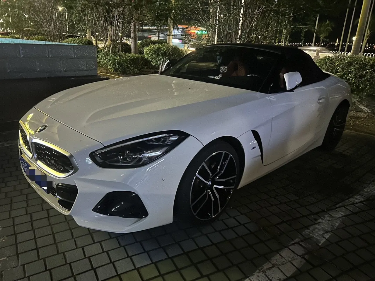 BMW Z4 (Imported) 2023 Z4 sDrive25i 2.0T M Sports Suit Automatic Gear - View 1