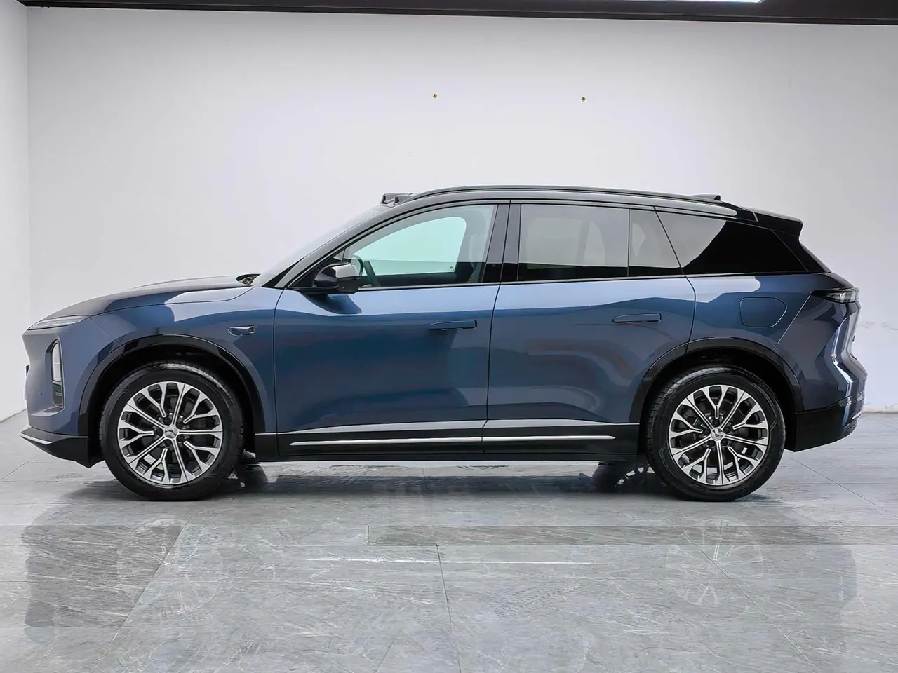 NIO 2025 ES6 75kWh automatic gear 3