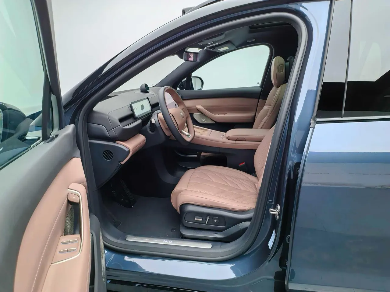 NIO 2025 ES6 75kWh automatic gear 6