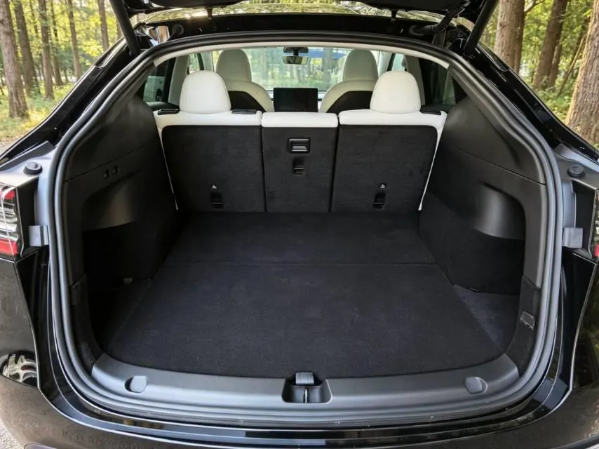Tesla 2022 Model Y rear-wheel drive version (facelift) automatic gear 13