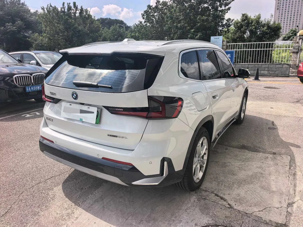 BMW 2026 iX1 eDrive25L eDrive25L X design set automatic gear 2
