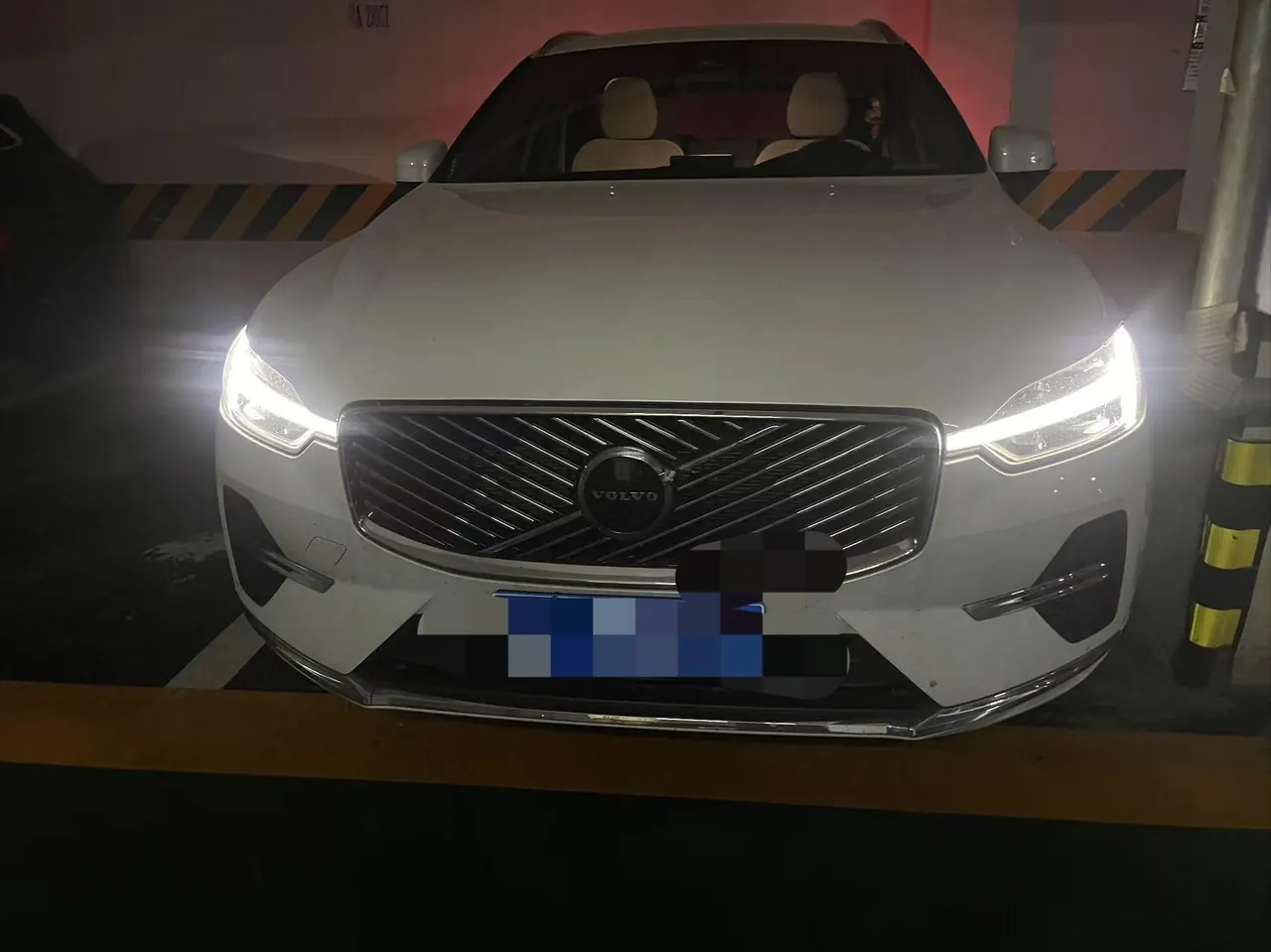 Volvo 2026 XC60 48V 2.0T B5 4-wheel drive Zhiyuan Deluxe Edition Automatic Gear 7