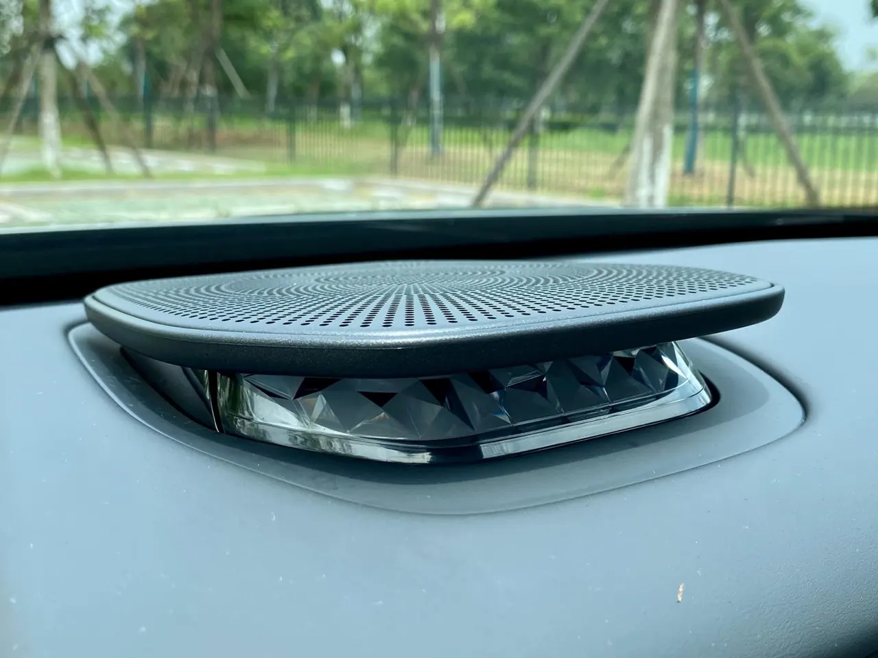 Voyah 2025 FREE four-wheel drive dry Kun version of automatic gear 17