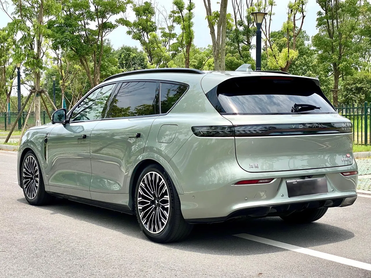 Voyah 2025 FREE four-wheel drive dry Kun version of automatic gear 4
