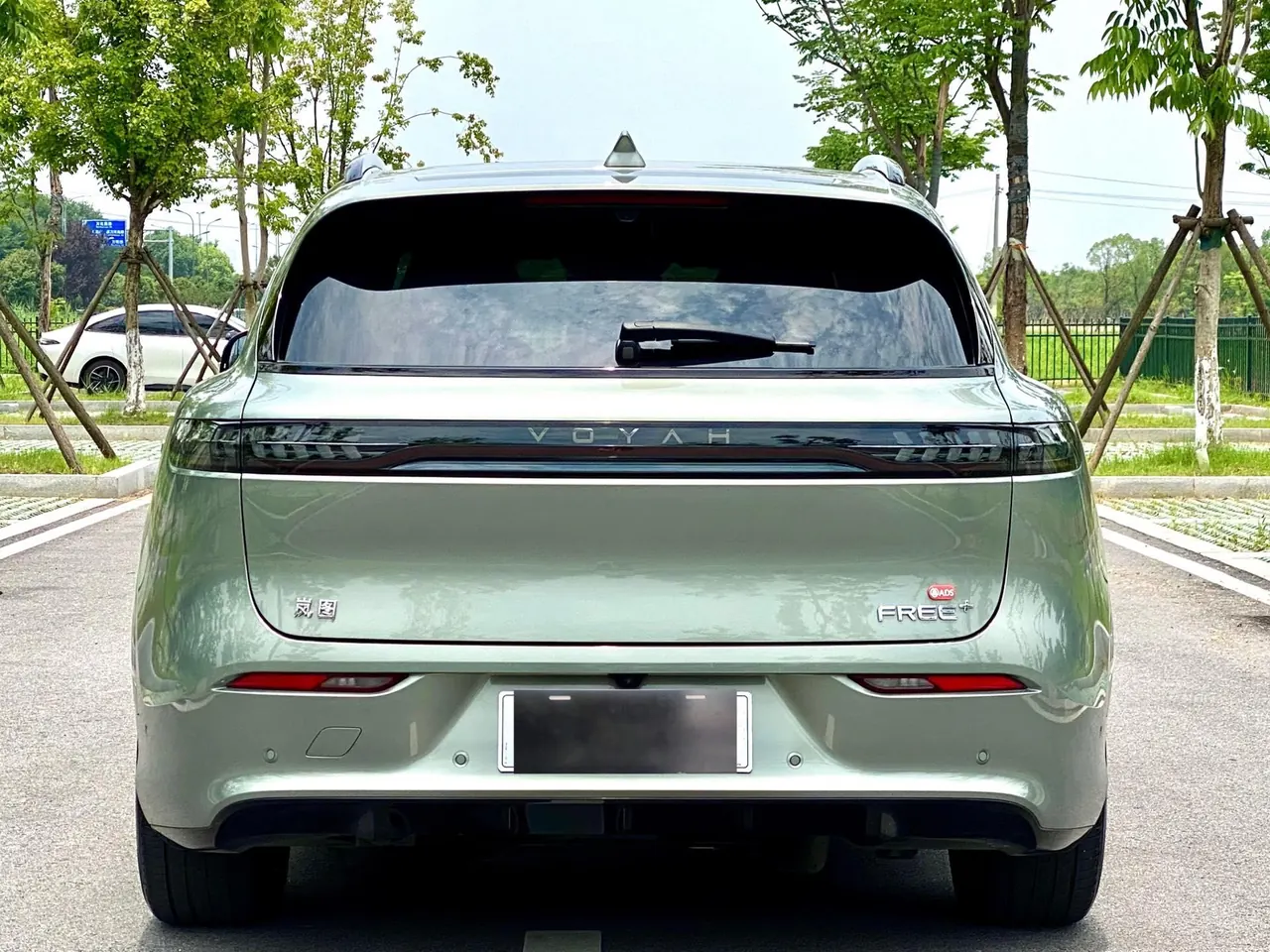 Voyah 2025 FREE four-wheel drive dry Kun version of automatic gear 5