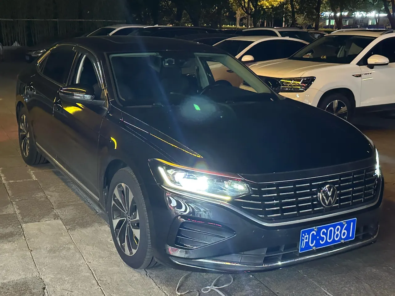 Volkswagen 2022 Passat 2.0TSI 330TSI Star Elite Edition Automatic Gear 3