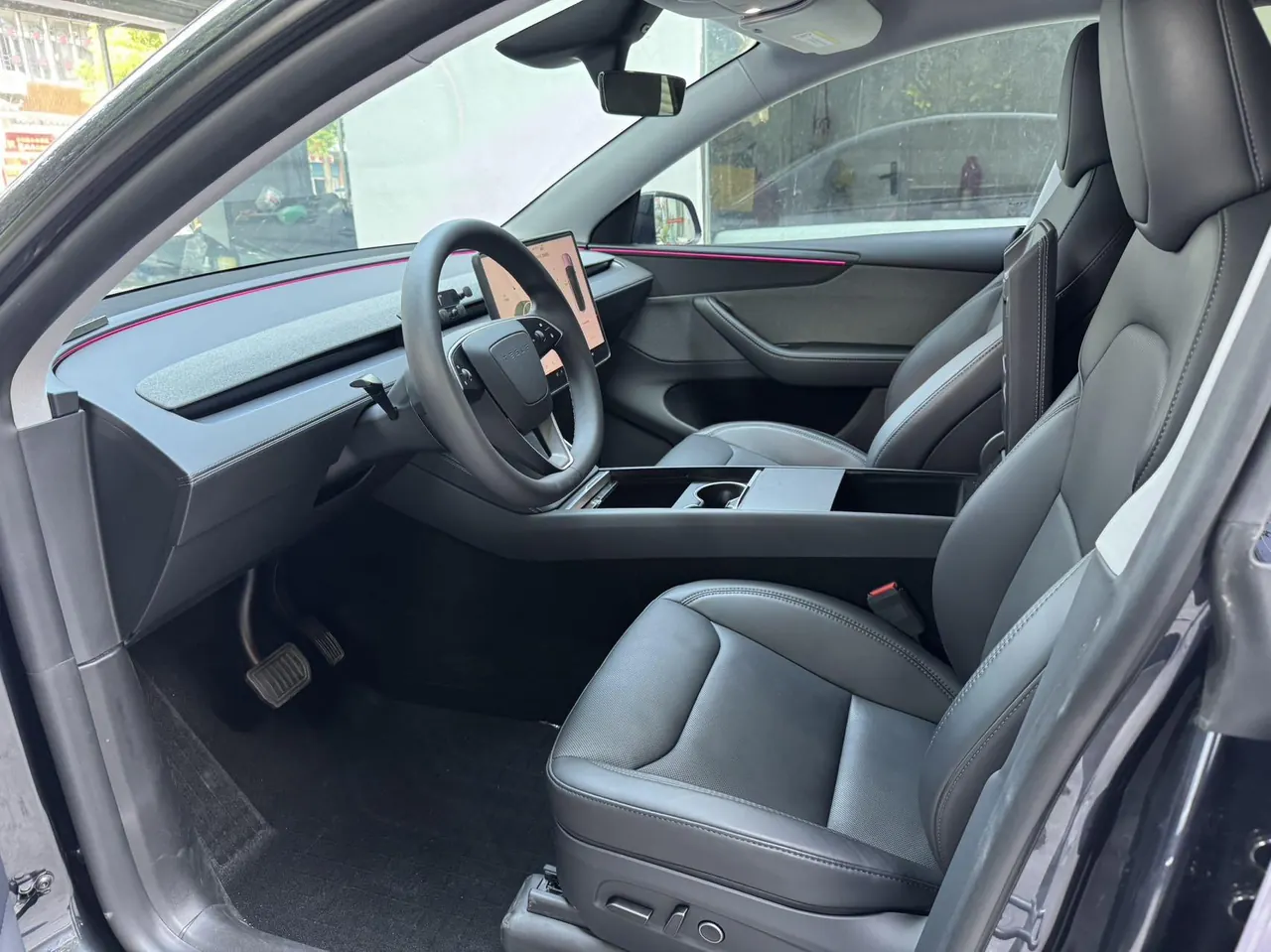Tesla 2025 Model Y rear-wheel drive version automatic transmission 7