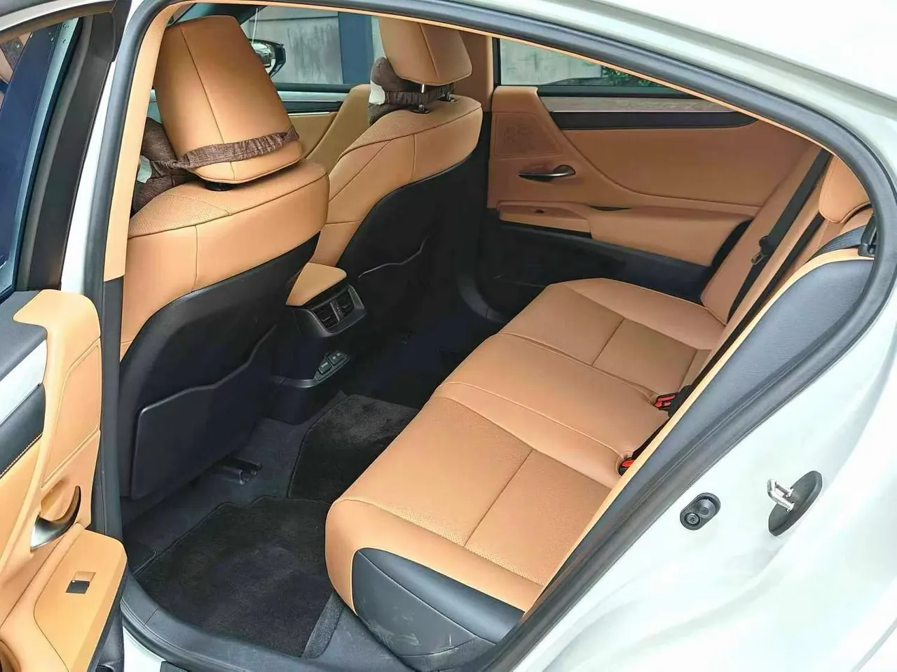 Lexus ES (Imported) 2025 ES200 2.0 Stepless Edition Automatic Gear 3