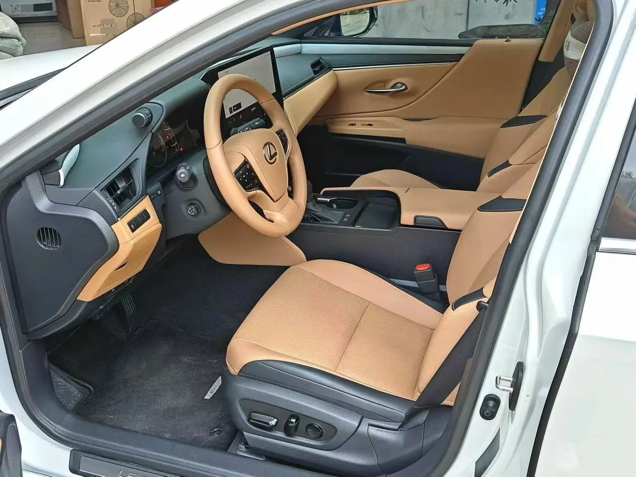 Lexus ES (Imported) 2025 ES200 2.0 Stepless Edition Automatic Gear 5