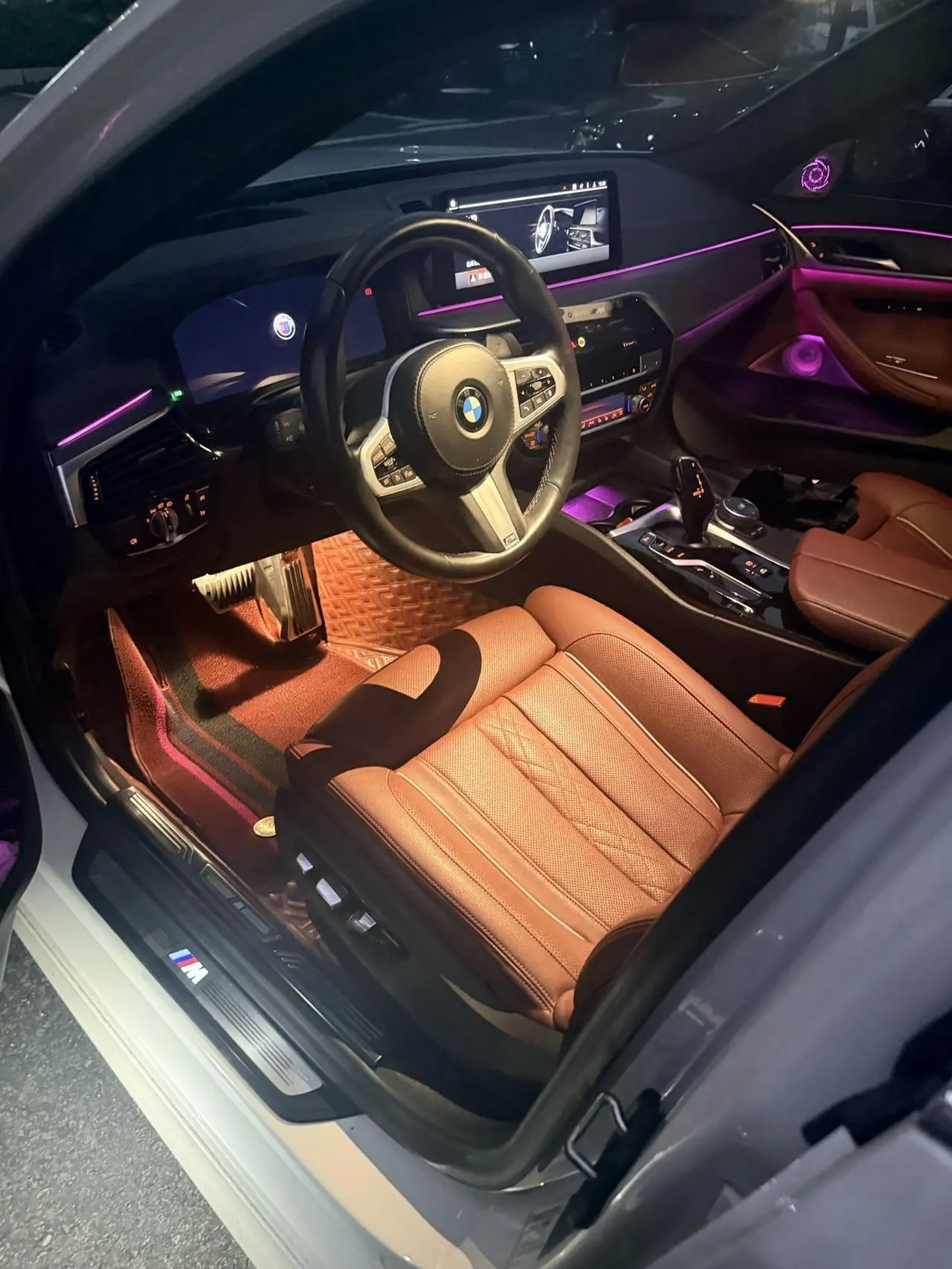 BMW 5 Series 2021 530Li 2.0T Exclusive M Sports Suit Automatic Gear 2