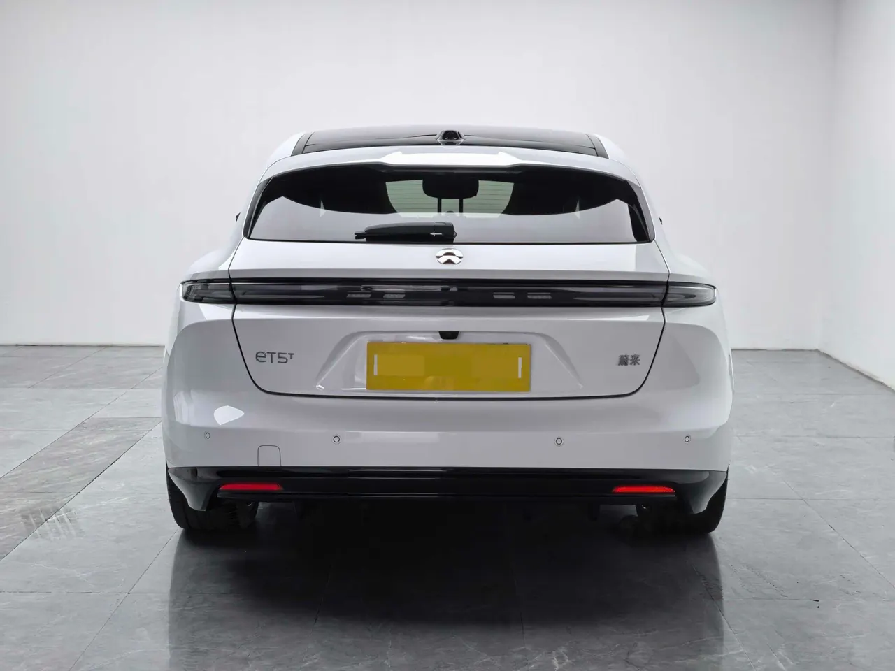 NIO 2025 ET5T 75kWh Touring automatic 5