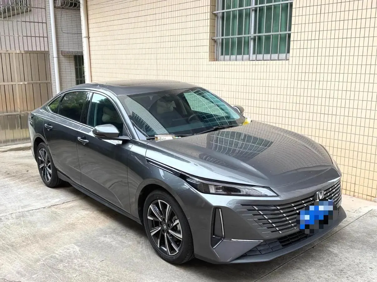 ChangAn 2025 Yidong 1.5T Blue Whale 500Bar Honorable Automatic Gear 2