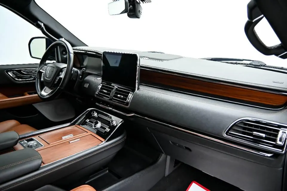 Lincoln Navigator (Imported) 2020 Navigator 3.5T Distinguished Edition Automatic Gear 10