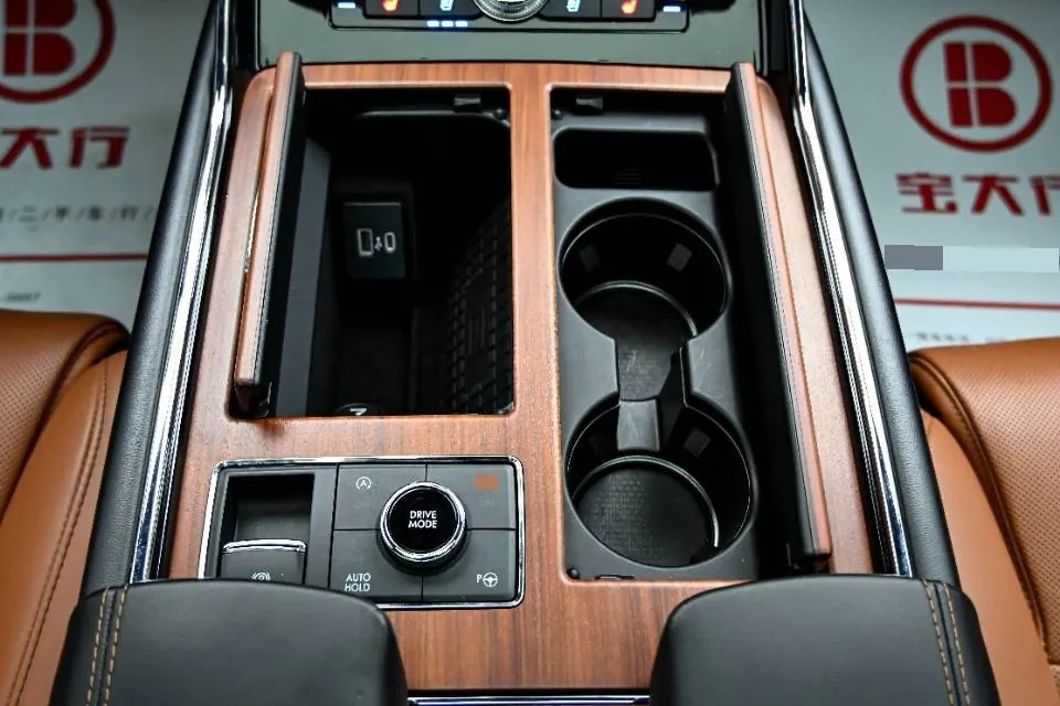 Lincoln Navigator (Imported) 2020 Navigator 3.5T Distinguished Edition Automatic Gear 13