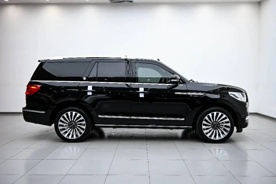 Lincoln Navigator (Imported) 2020 Navigator 3.5T Distinguished Edition Automatic Gear 3