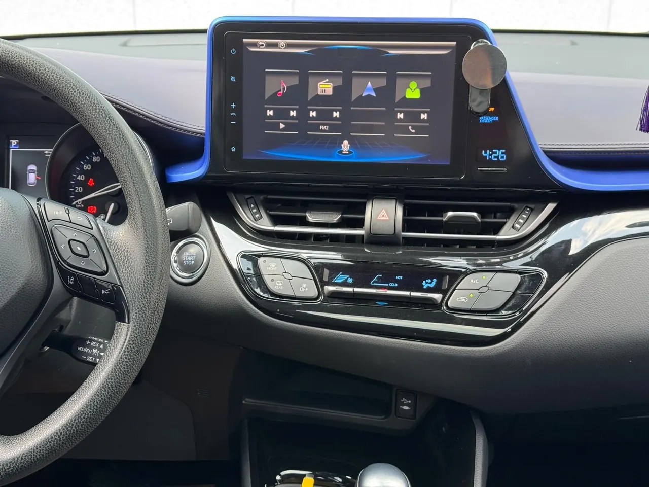 Toyota 2020 C- HR 2.0 stepless leading version of automatic gear 15