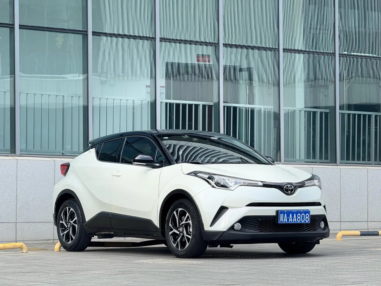 Toyota 2020 C- HR 2.0 stepless leading version of automatic gear 3