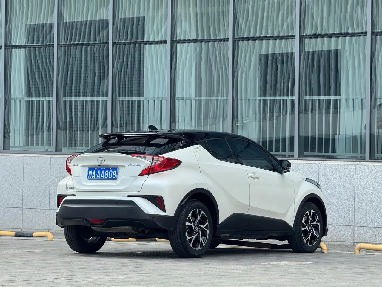 Toyota 2020 C- HR 2.0 stepless leading version of automatic gear 5