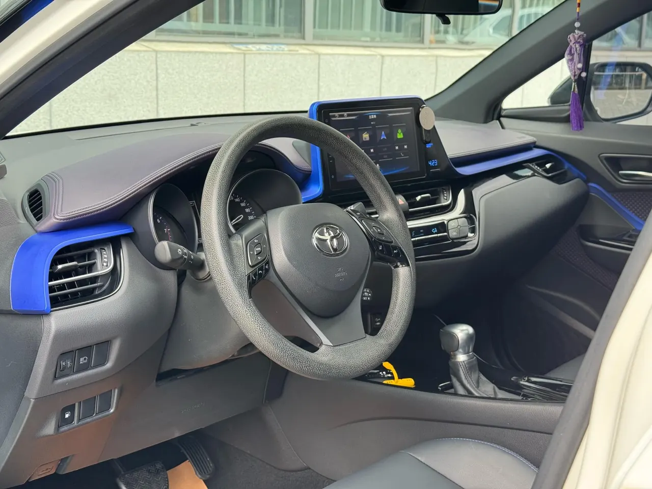 Toyota 2020 C- HR 2.0 stepless leading version of automatic gear 9