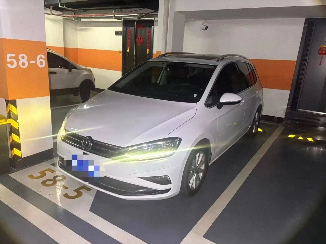 Volkswagen 2020 Golf Jialv 1.4TSI 280TSI Curious Automatic - View 1