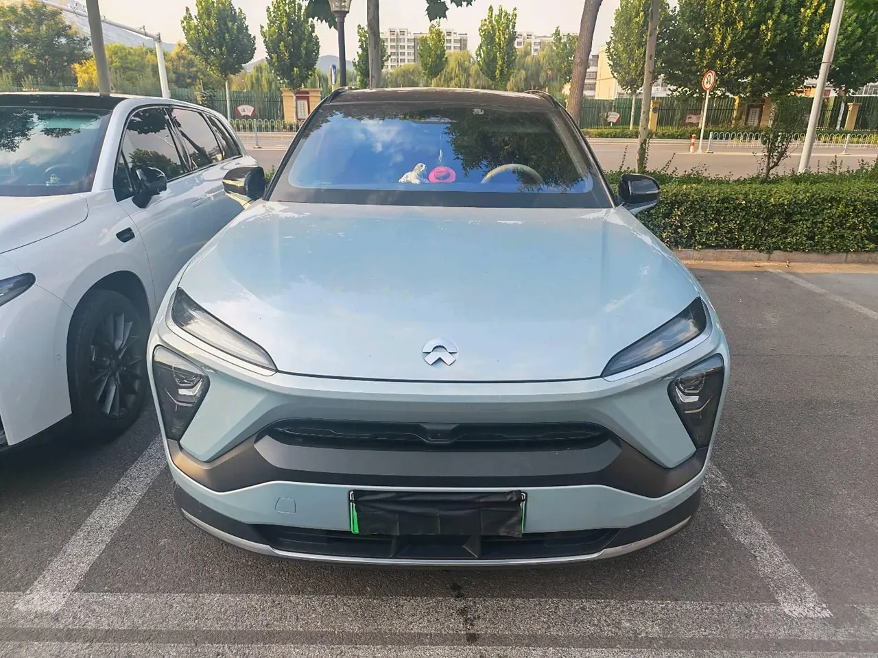 NIO 2020 ES 6 420KM Sports Edition Automatic Gear 2