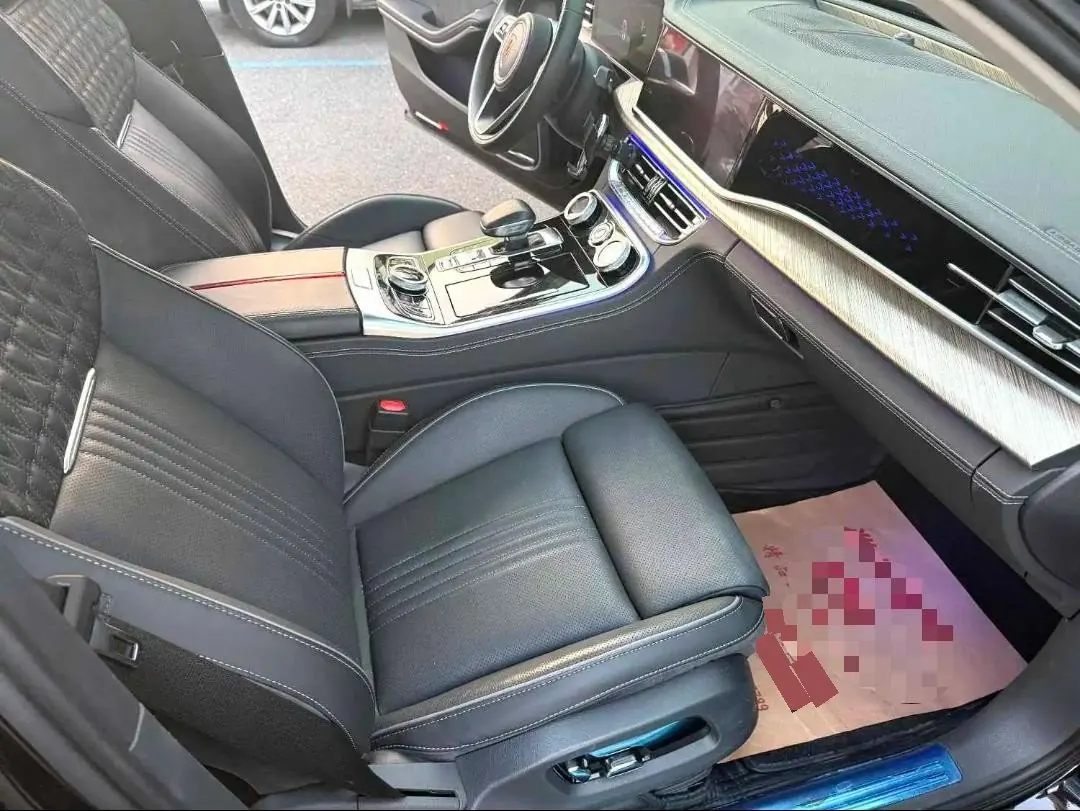 HongQi 2020 H9 3.0T Zhilian Qi Chang Edition Automatic Gear 9