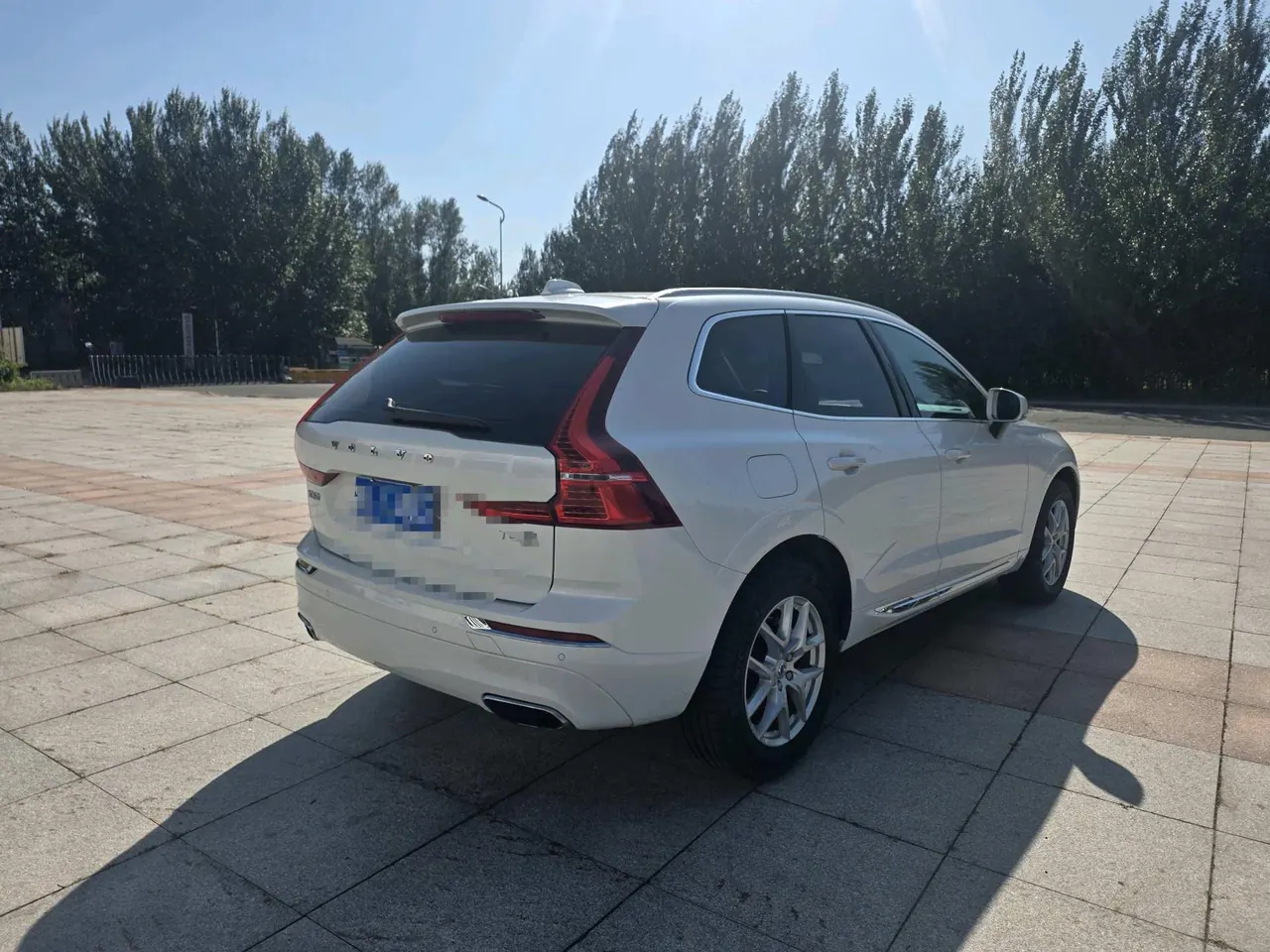 Volvo 2020 XC60 2.0T T5 4-wheel drive smart luxury automatic gear 4