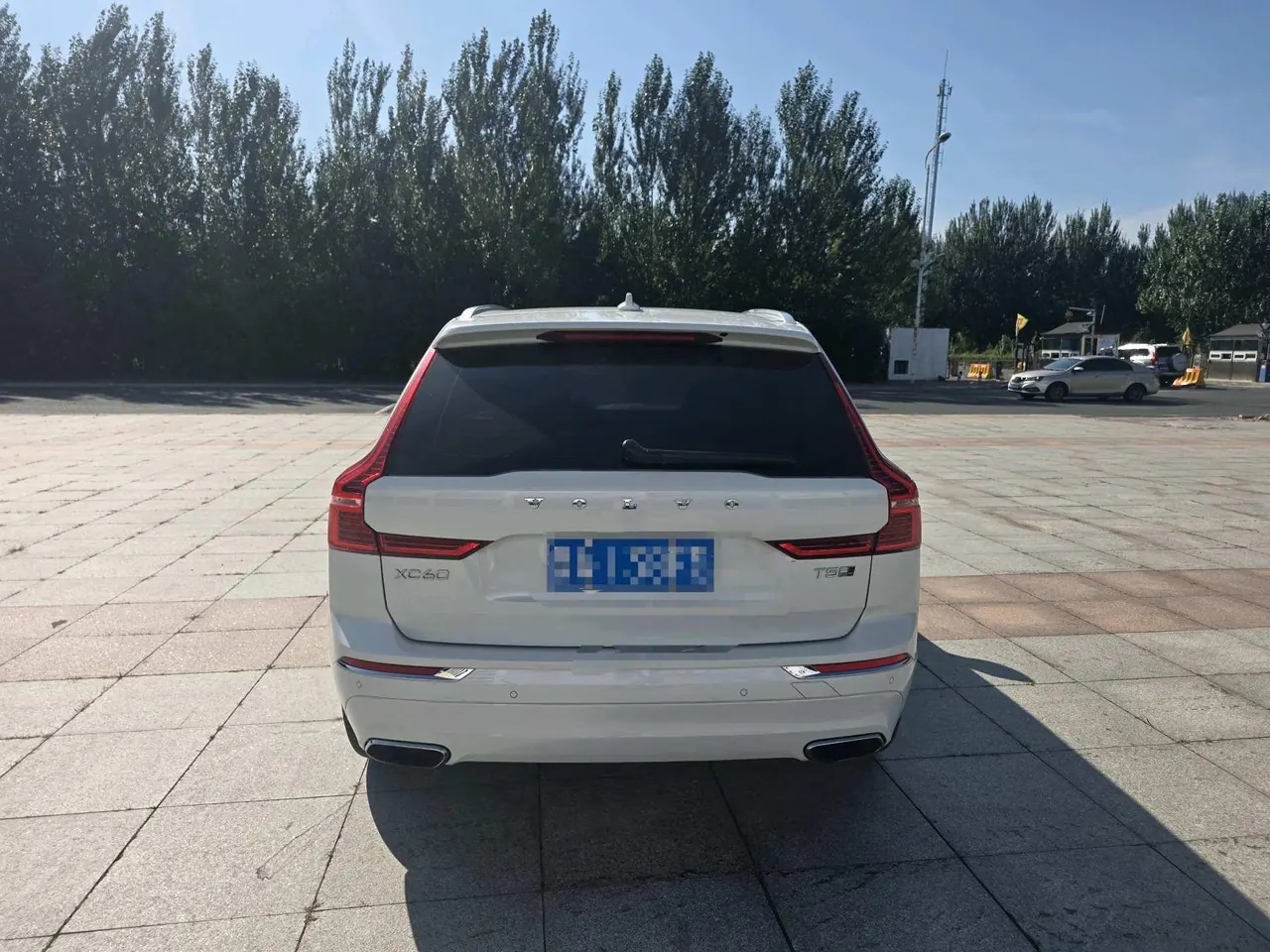 Volvo 2020 XC60 2.0T T5 4-wheel drive smart luxury automatic gear 5