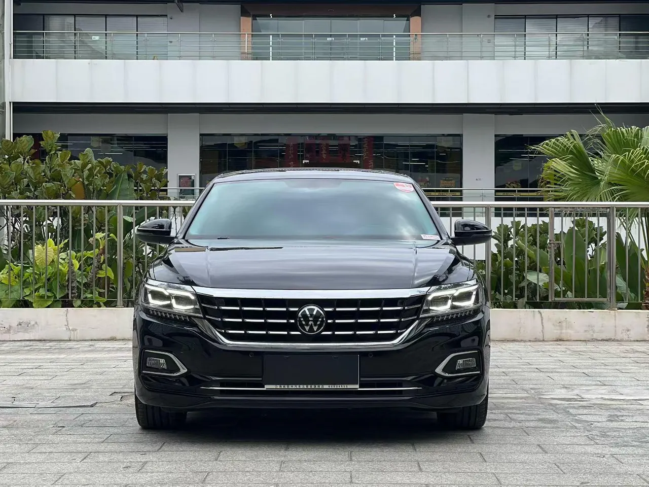 Volkswagen 2020 Passat 2.0TSI 330TSI Deluxe Edition Automatic 2