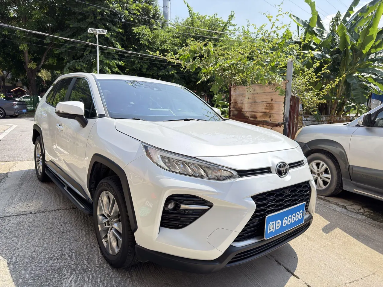 Toyota 2022 Willanda 2.0 Stepless Two-Drive Luxury PLUS Edition Automatic Gear 3