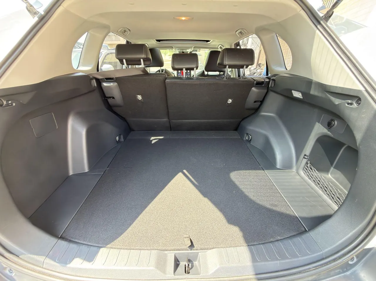 Toyota 2022 Willanda 2.0 Stepless Two-Drive Luxury PLUS Edition Automatic Gear 6