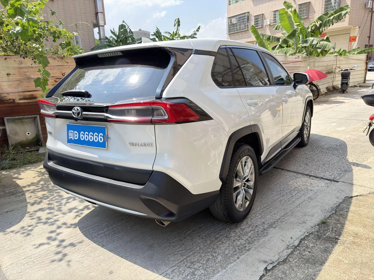 Toyota 2022 Willanda 2.0 Stepless Two-Drive Luxury PLUS Edition Automatic Gear 7