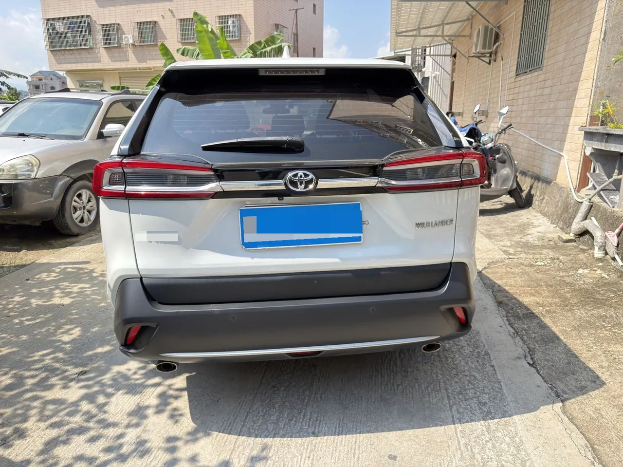 Toyota 2022 Willanda 2.0 Stepless Two-Drive Luxury PLUS Edition Automatic Gear 8