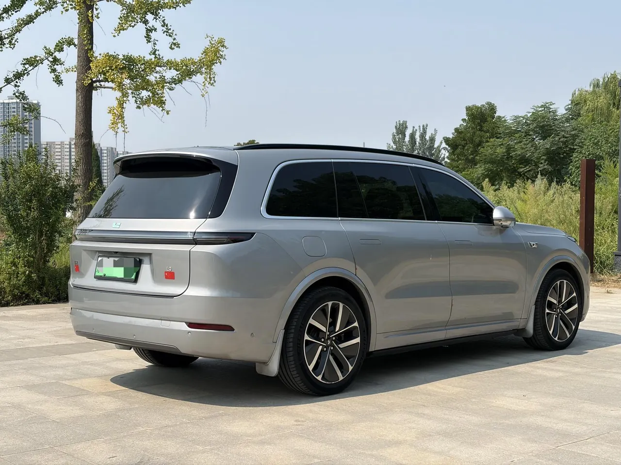 Li 2022 L9 1.5T Max Edition Automatic Gear 6