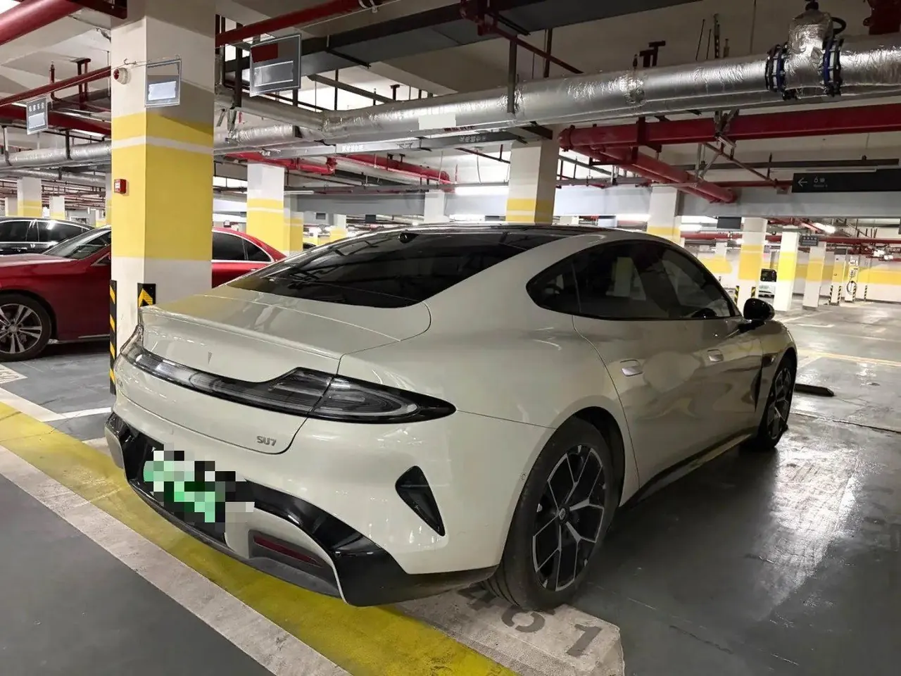 MI 2024 SU 7 830km Rear Drive Ultra Long Endurance High-end Smart Drive Pro Edition Automatic Gear 6