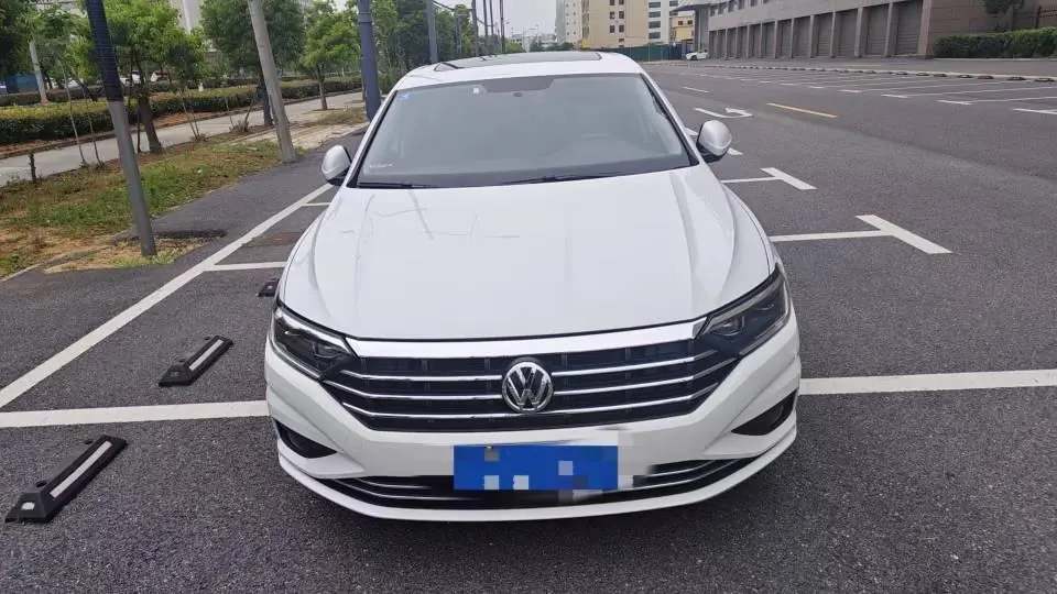 Volkswagen 2020 Sagitar 1.2TSI 200TSI Comfortable Automatic 2