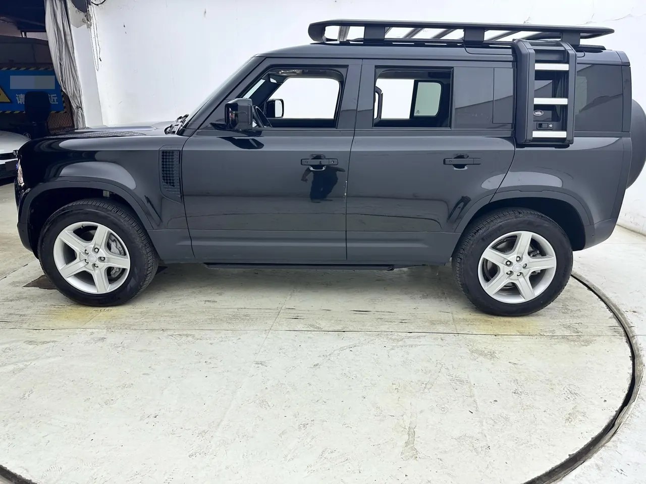 Land Rover Guard (Imported) 2020 Guard 110 3.0T P400 HSE Automatic Gear 2