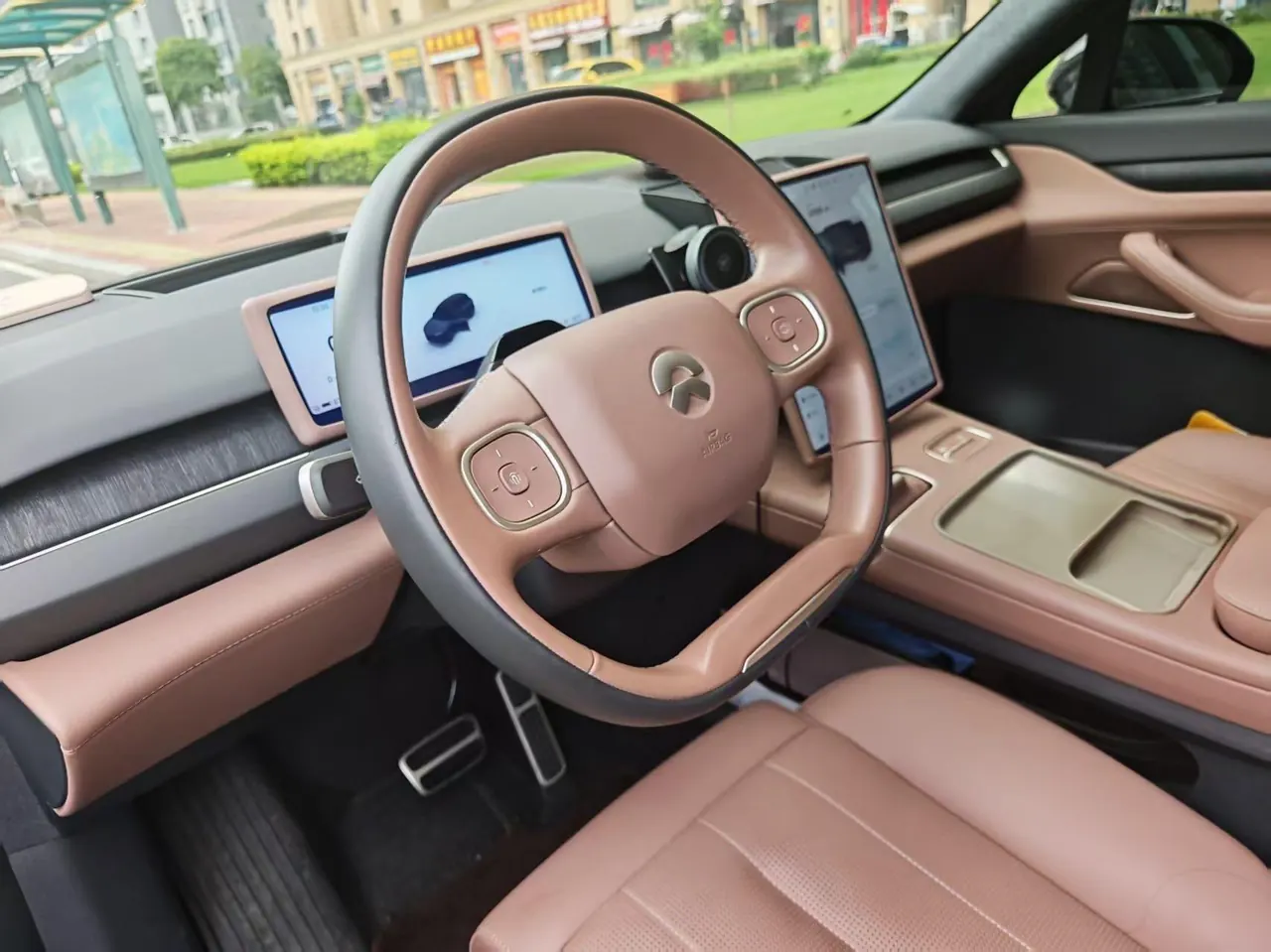 NIO 2024 ES8 75kWh automatic 4