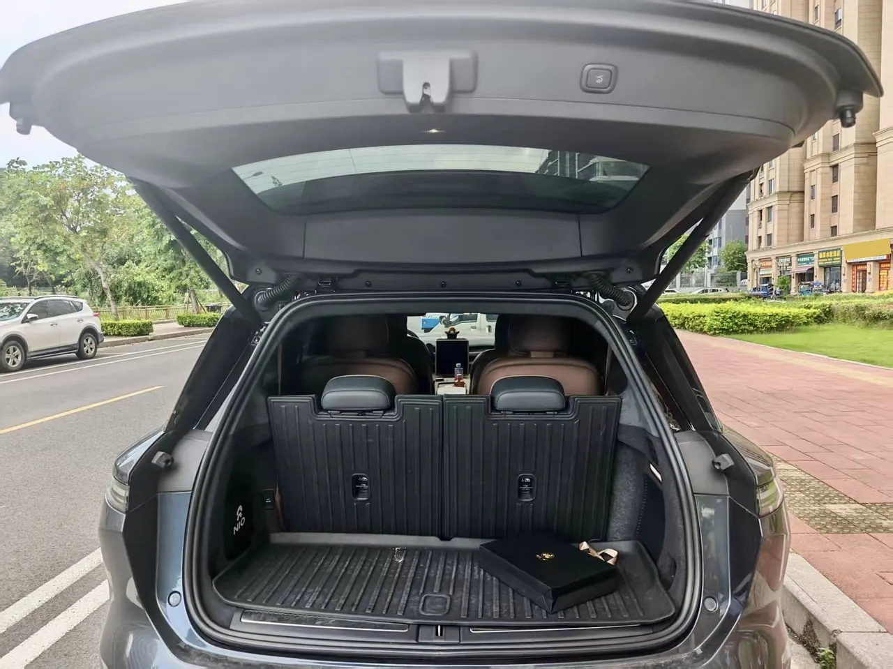 NIO 2024 ES8 75kWh automatic 9
