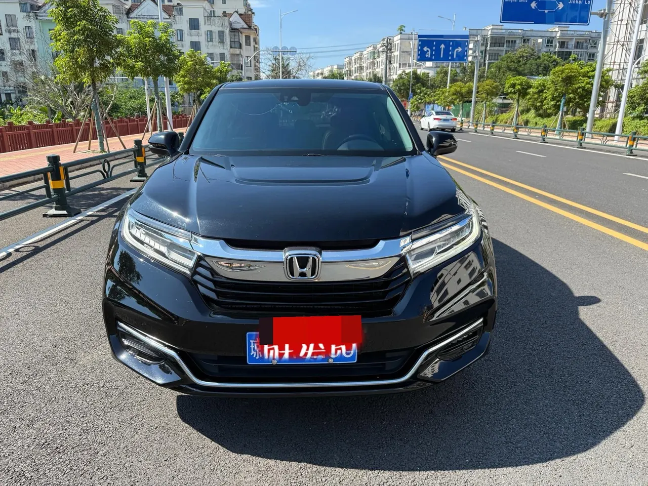 Honda 2020 Crown Road 1.5T Stepless 240TURBO Two-Drive Premium Edition Automatic Gear 2
