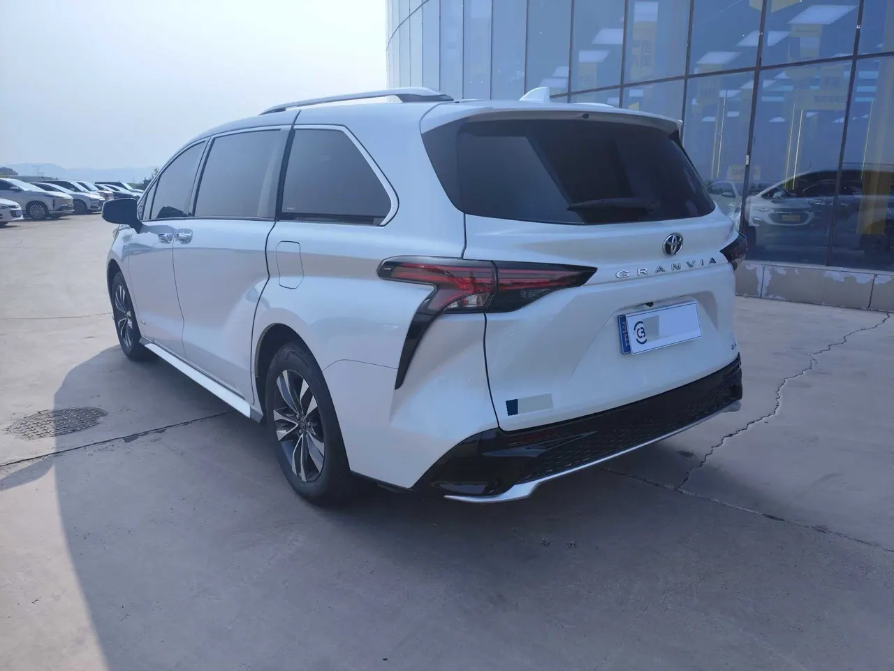 Toyota 2024 Grevia HYBRID 2.5 Stepless Deluxe Edition Automatic Transmission 5