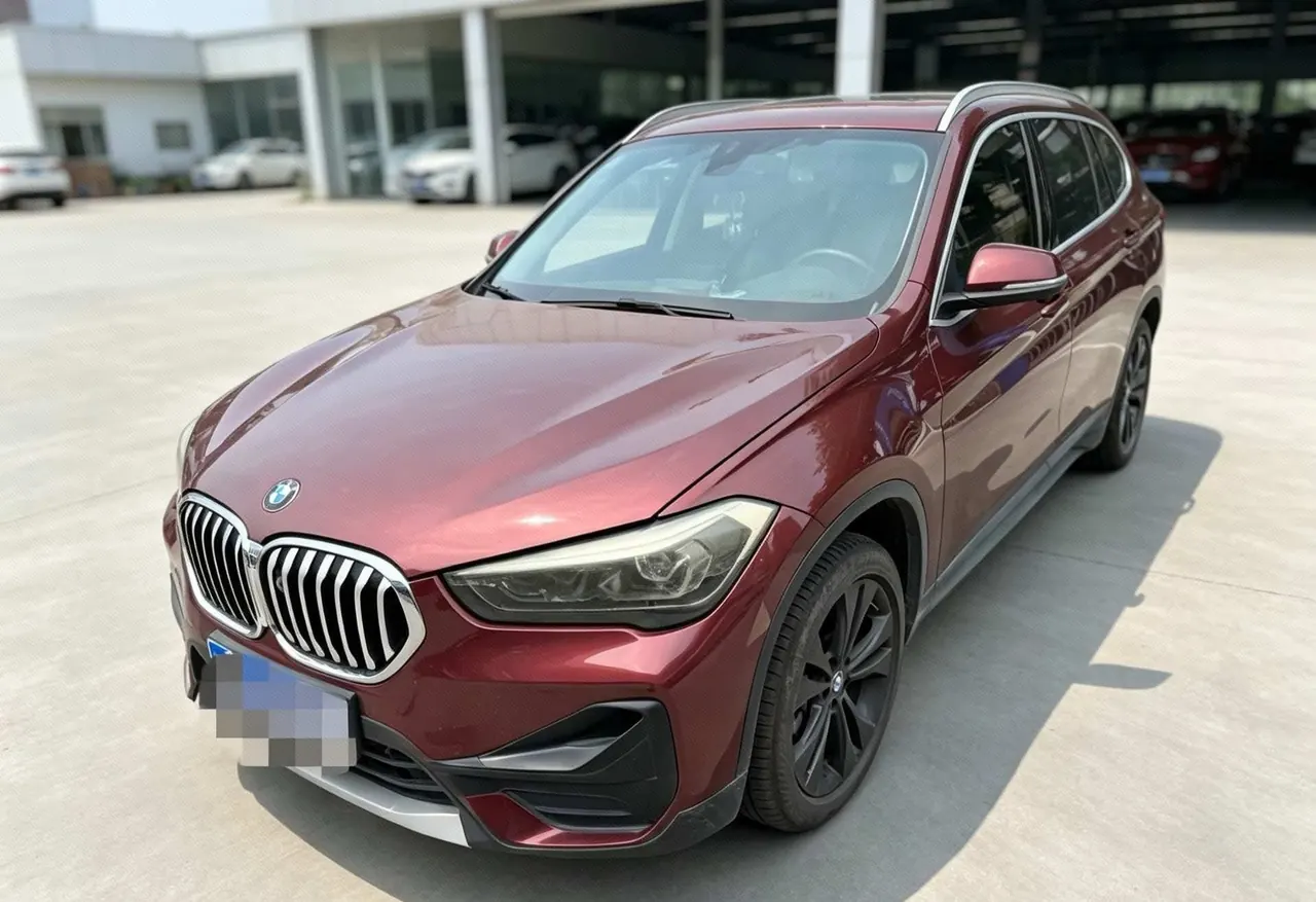 BMW 2020 X1 sDrive20Li 1.5T fashion automatic gear - View 1