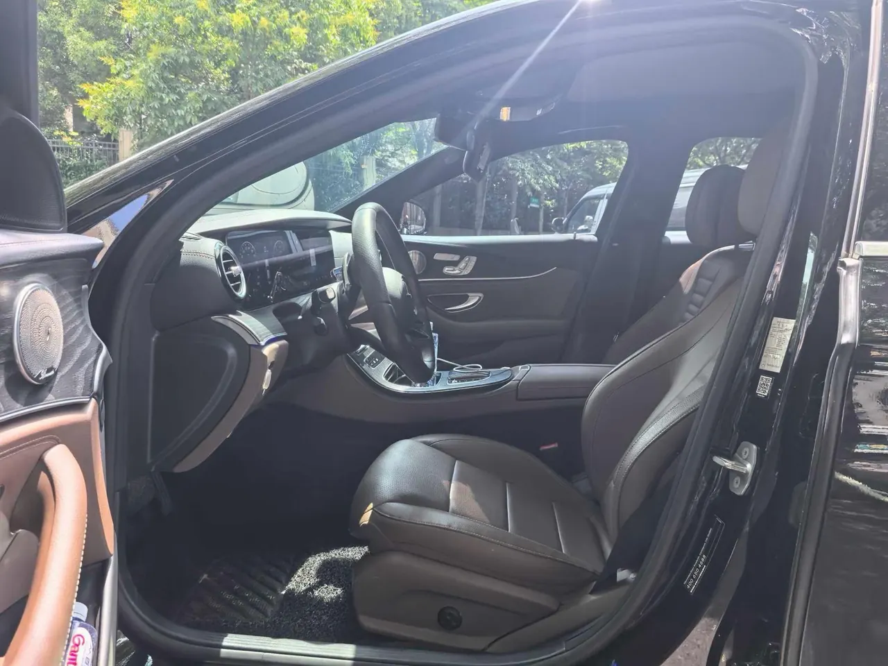 Mercedes Benz E Class 2022 E 300 L 2.0T Sports Fashion (Change 2) Automatic Gear 3