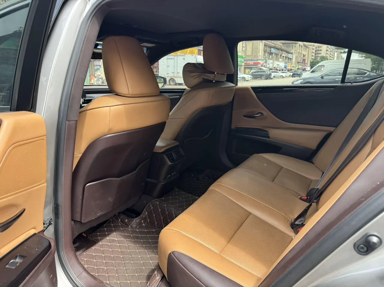 Lexus ES (Imported) 2020 ES200 2.0 Stepless Premium Edition Automatic Gear 3
