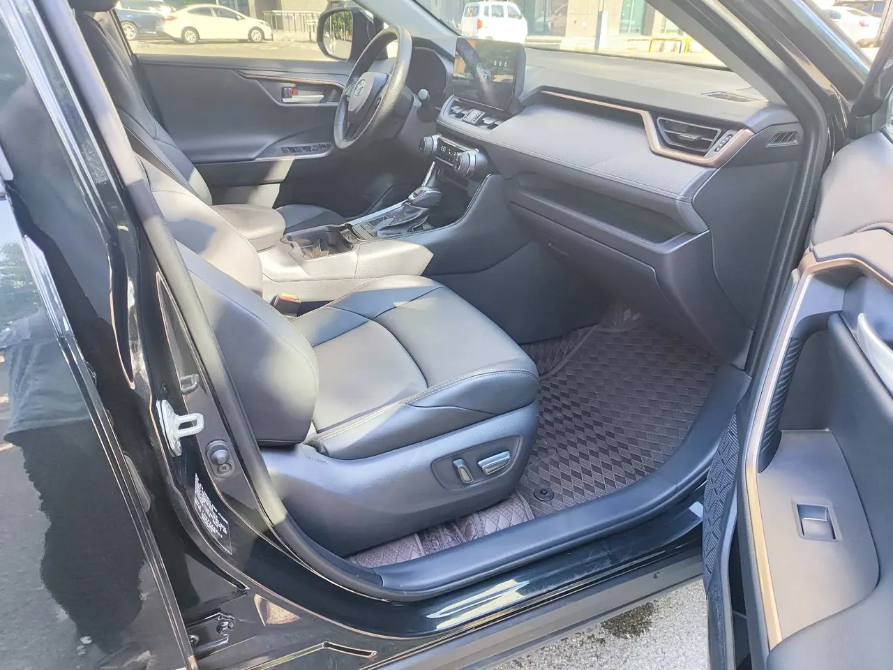 Toyota 2024 Weilanda Dual Engine 2.5 Stepless Two-Drive Luxury PLUS Edition Automatic Gear 11